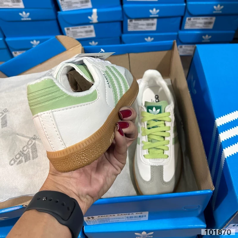 adidas gazelle silver green womens Tênis Adidas Samba Cyber Mettalic OG Feminino – Roger's